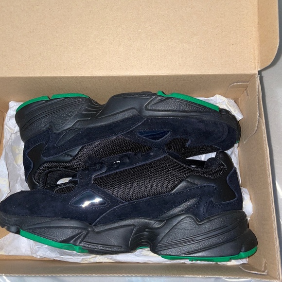 Adidas Falcon W Beams - Picture 1 of 6